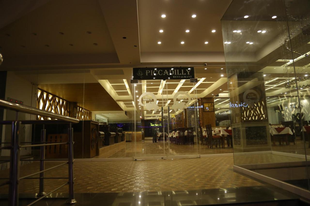 Grand Mongolia Hotel Rawalpindi Buitenkant foto
