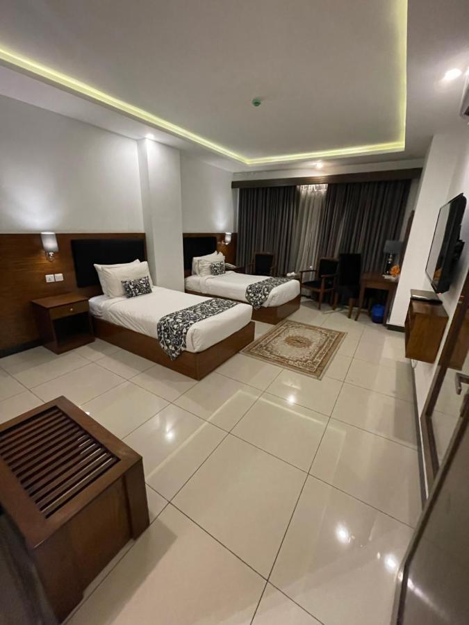 Grand Mongolia Hotel Rawalpindi Buitenkant foto